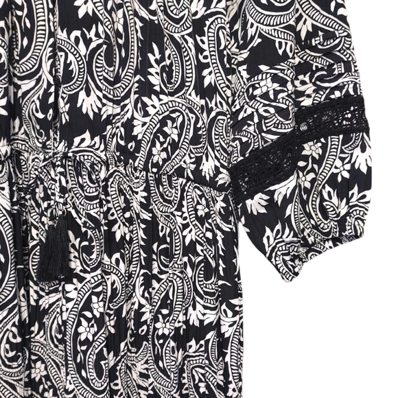 Chico's Paisley Black White Crochet Detail Ruffle Maxi Dress Women's Size 14 - Picture 9 of 14